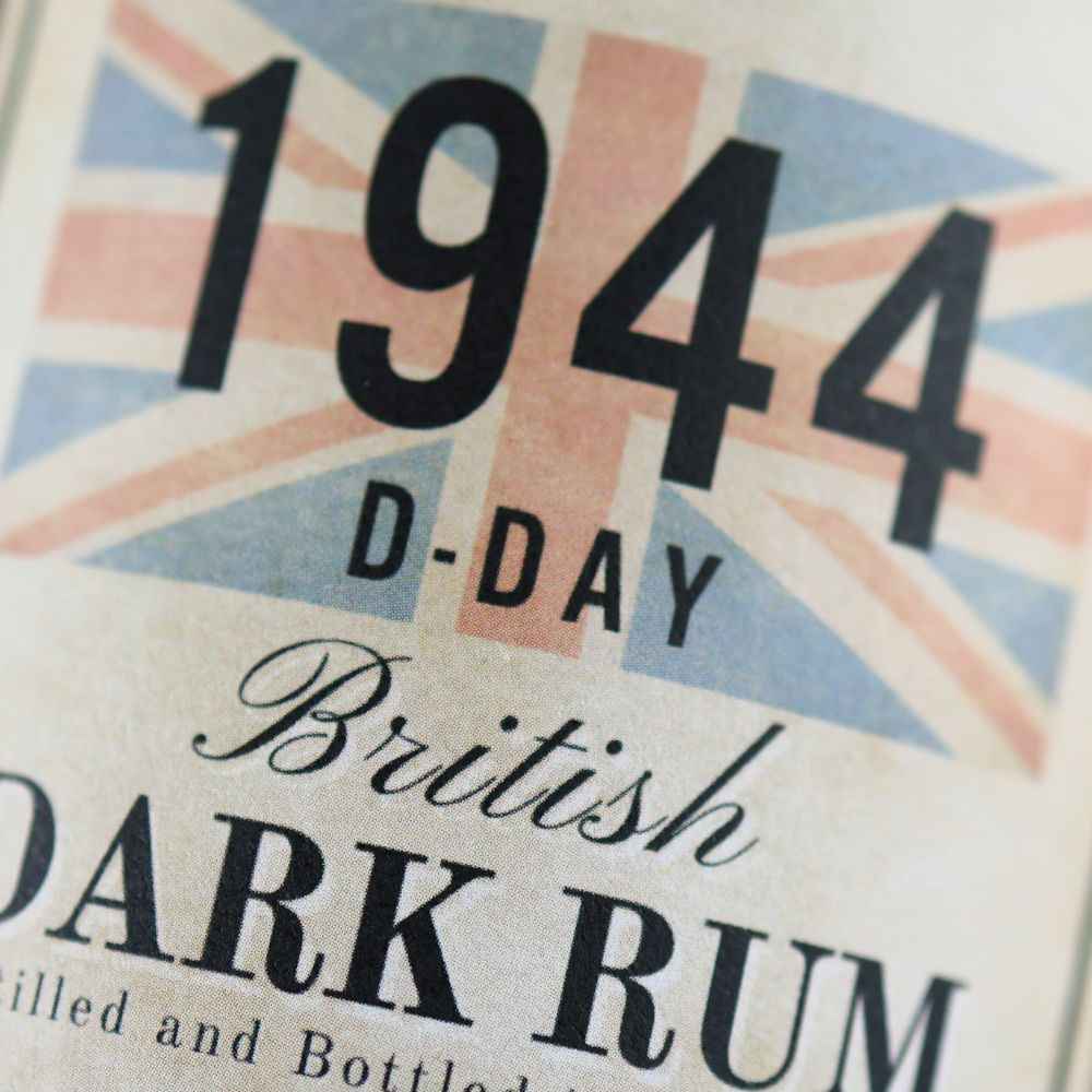 1944 D-DAY - BRITISH DARK RUM