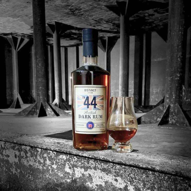 1944 D-DAY - BRITISH DARK RUM