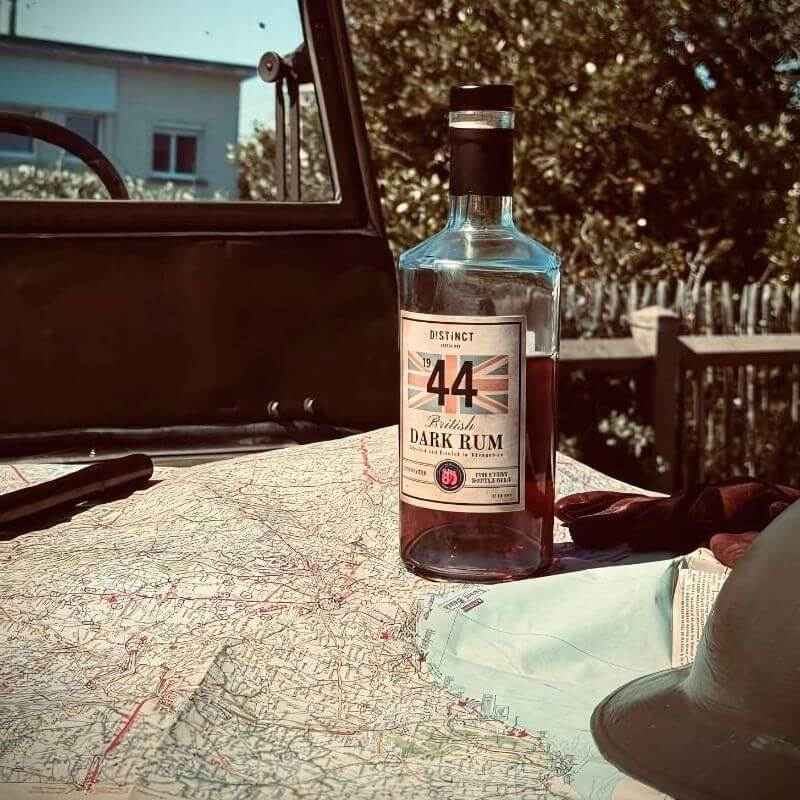 1944 D-DAY - BRITISH DARK RUM